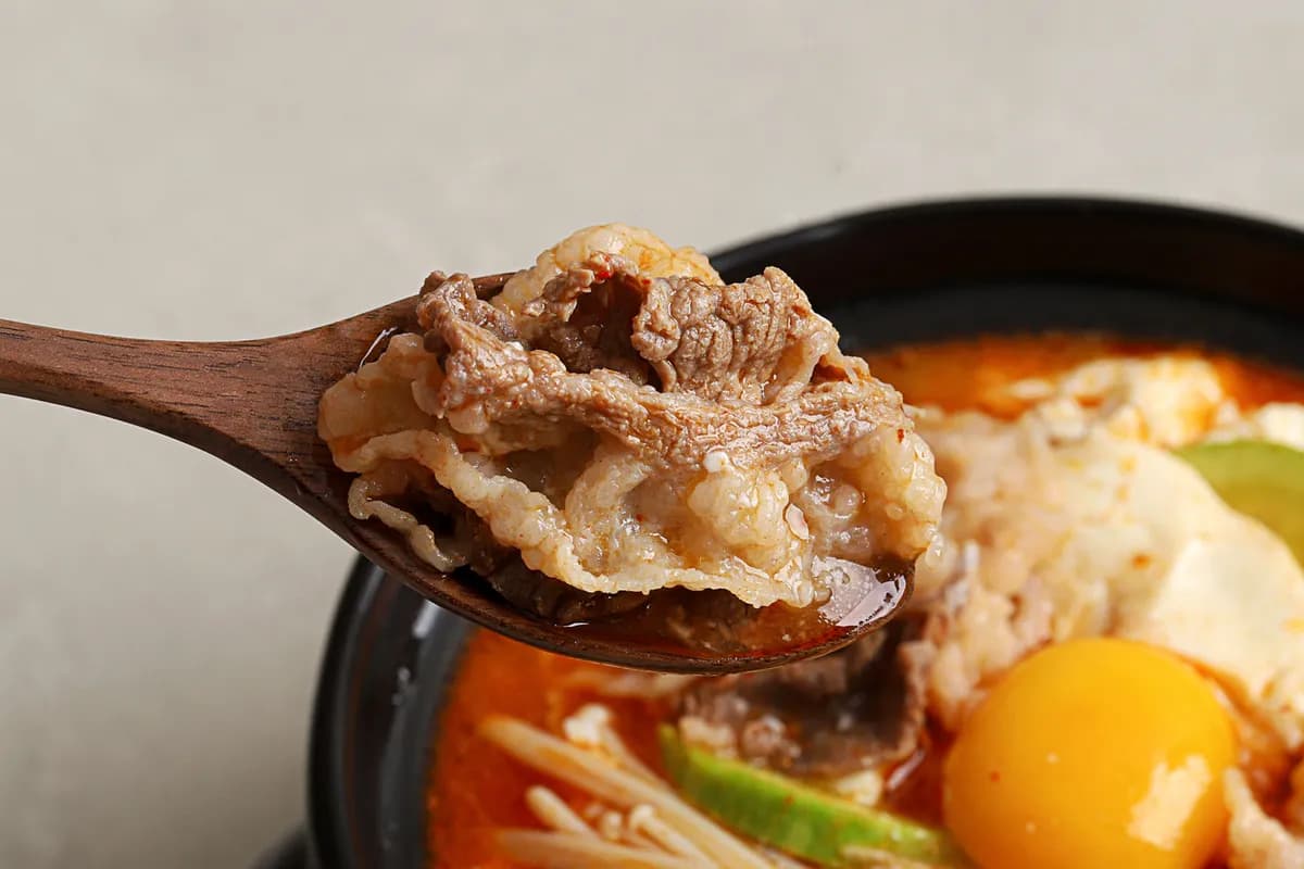 무항생제 한우 차돌박이 구이용 300g (냉동)