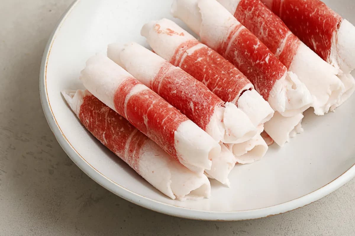 무항생제 한우 차돌박이 구이용 300g (냉동)